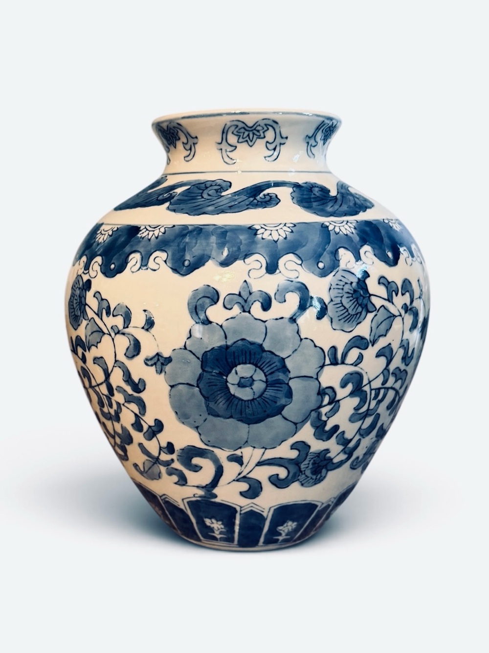 Vintage Chinoiserie Blue and White Floral Ceramic Decorative Vase